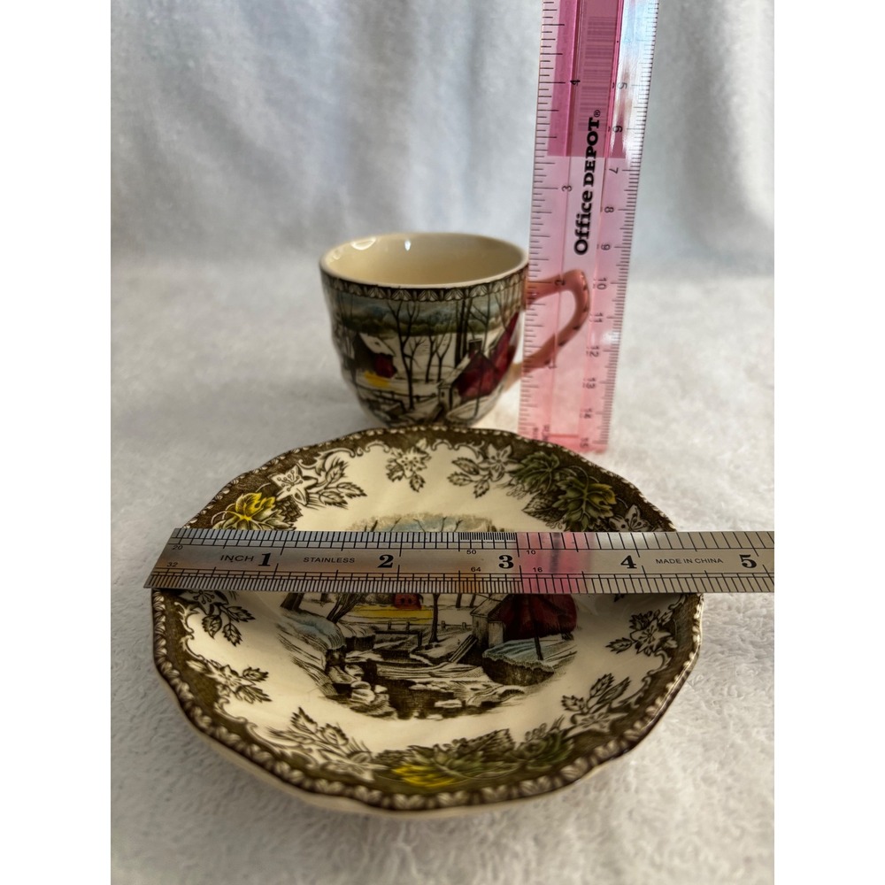 Johnson Brothers The Friendly Village The Ice House Tea Cup and Saucer Set - Picture 8 of 8